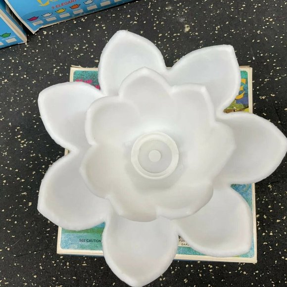 4 Vintage Lotus Lite Candle Glo Floating Pool Candles Tiki MCM Red White Blue - Picture 4 of 11